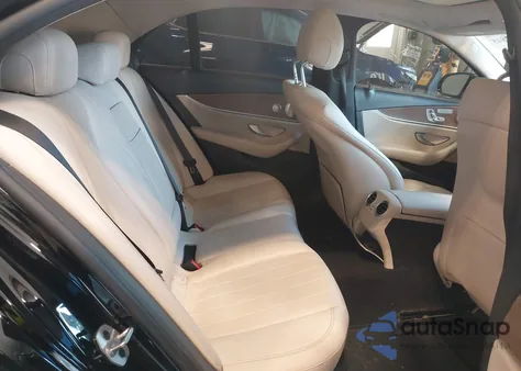 2020 Mercedes-Benz E 350 4Matic z USA, uszkodzony, nr VIN W1KZF8EB6LA802510